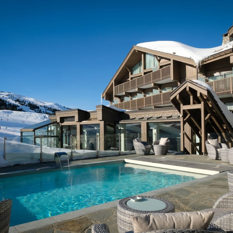 Outdoor Swimming Pool 