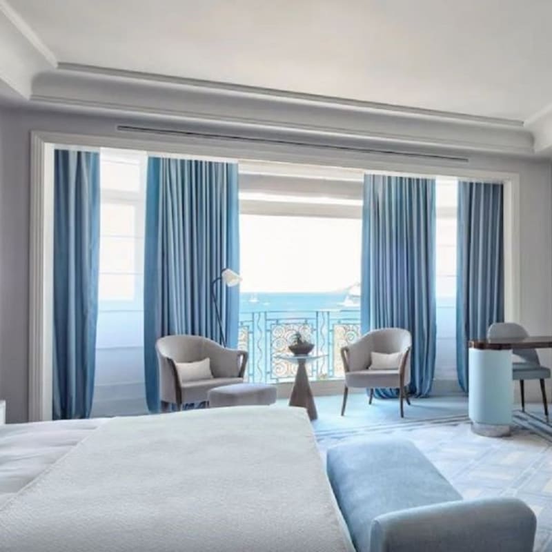 Prestige Suite  