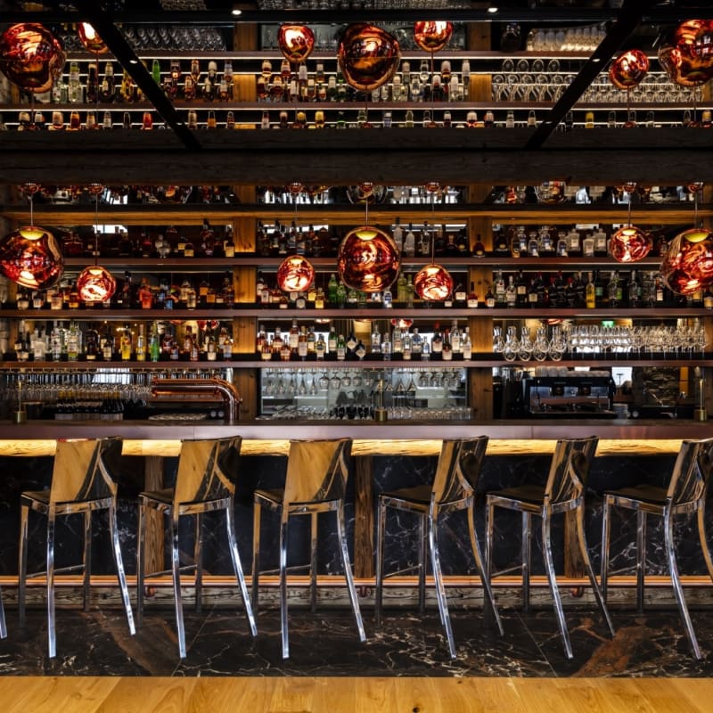 M Lodge - Bar 