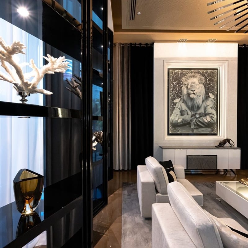Lobby Seating Area 