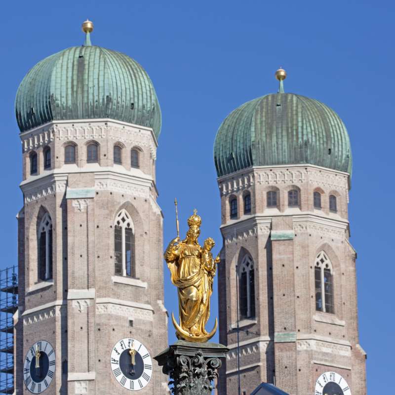 Munich 2 towers 