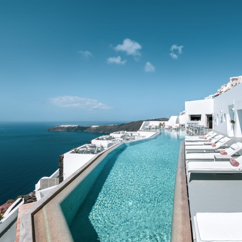 Infinity pool - Grace Santorini 
