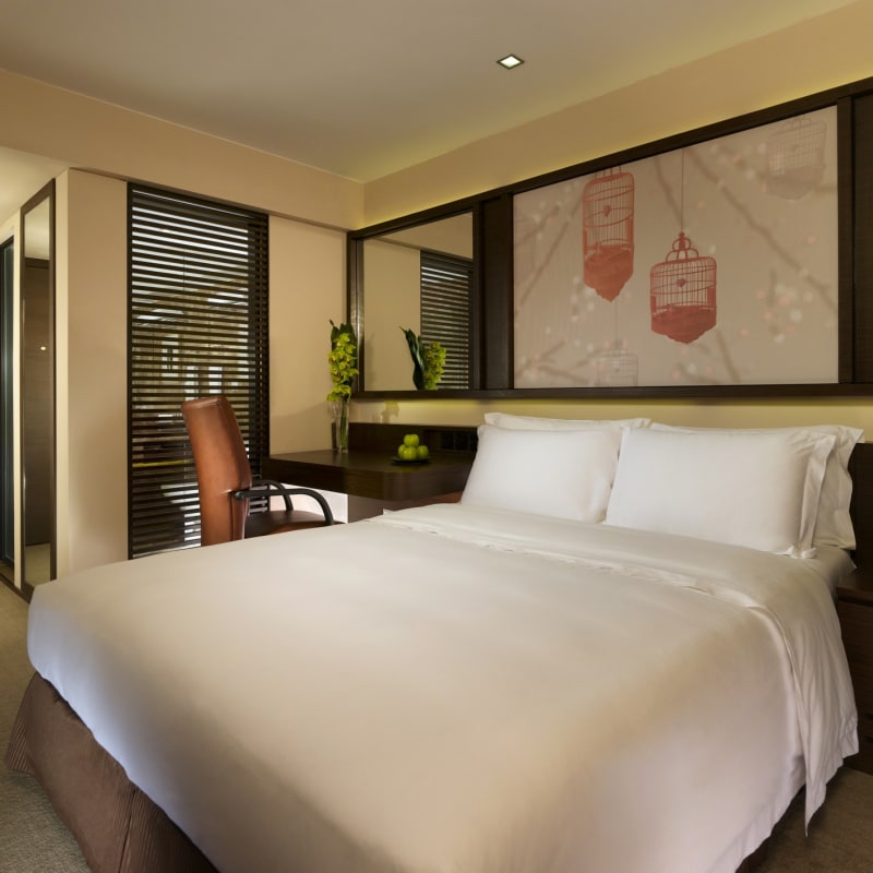Deluxe Room - Eaton Hotel