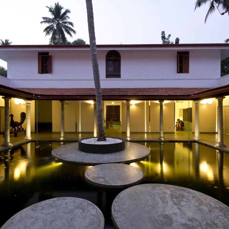 Courtyard & Pool - Purity