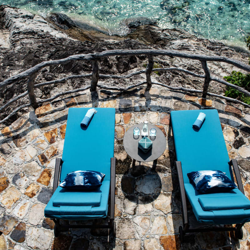 private sunbeds  