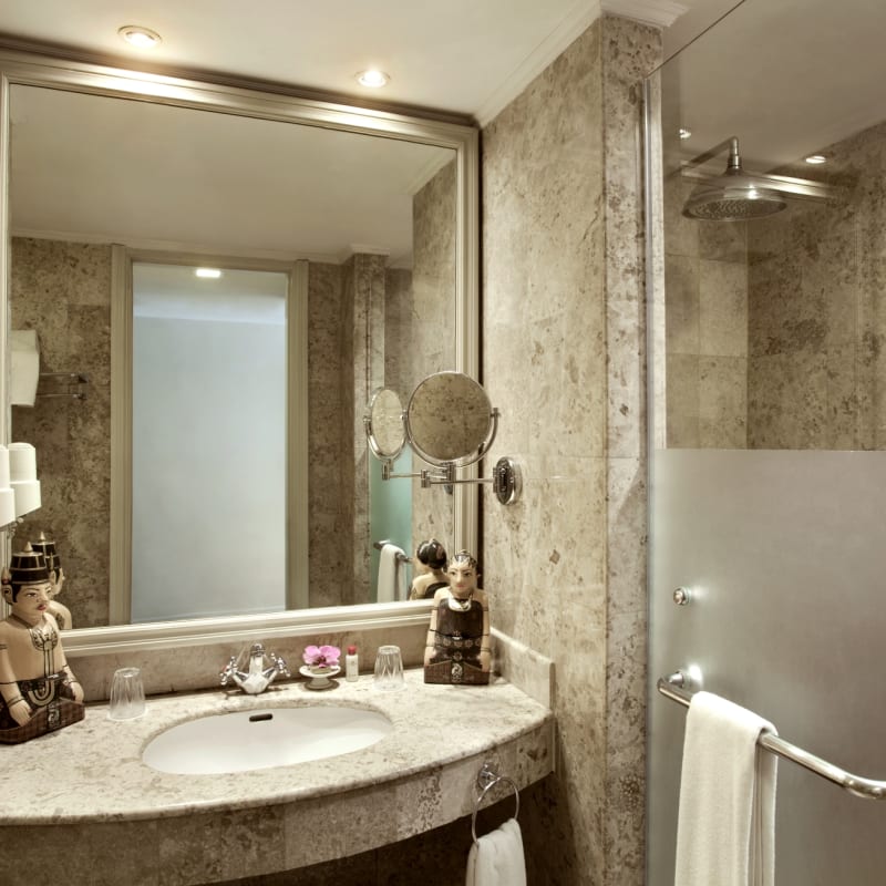 Bathroom - Phoenix Yogyakarta