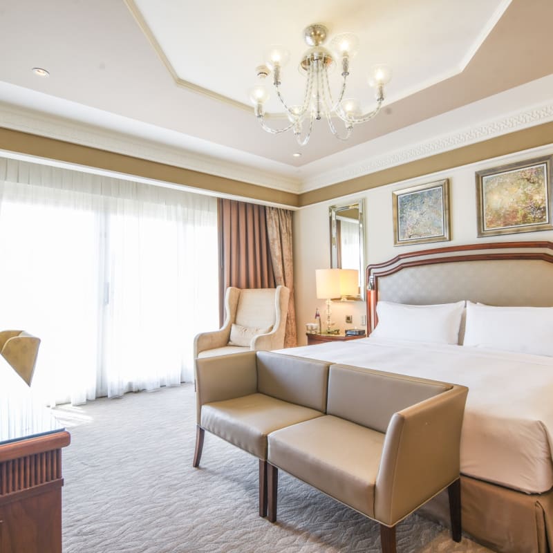 Grand Deluxe