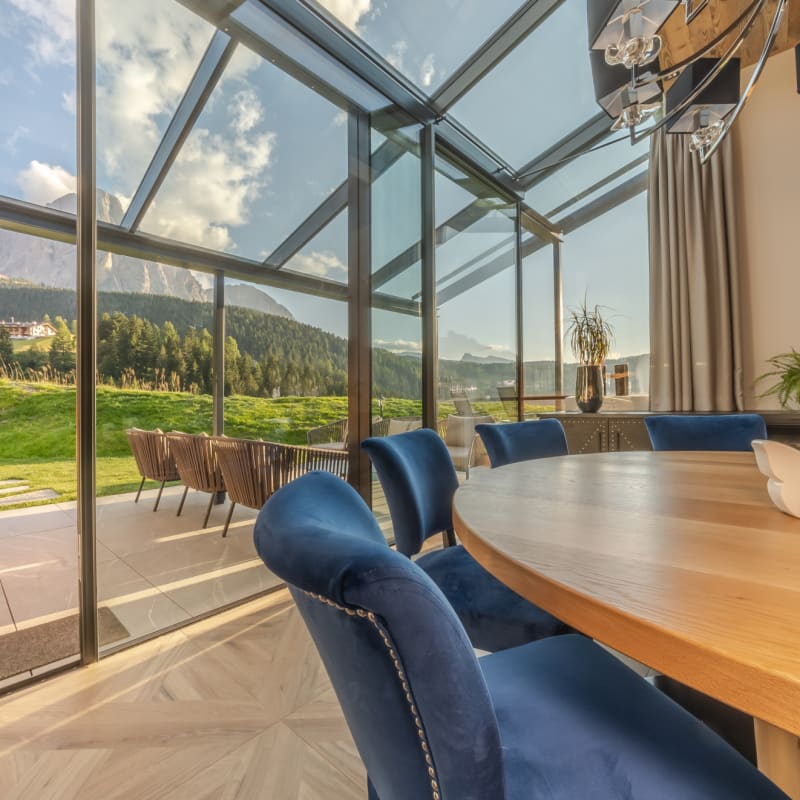 Dining area and terrace 