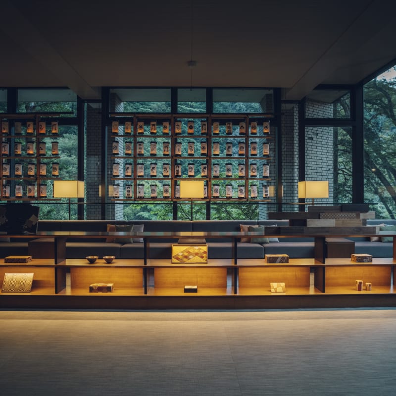 Travel Library 
