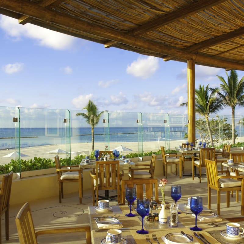 Beach club dining