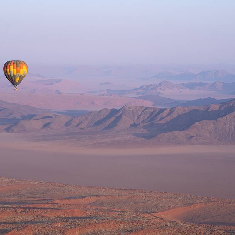 Hot air ballon in Sossusvlei 