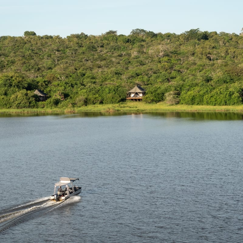 Water safari at Magashi Camp 