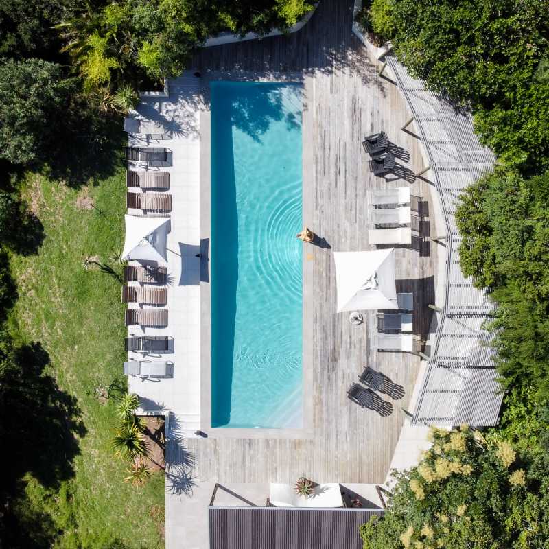 Hog Hollow Country Lodge- 11