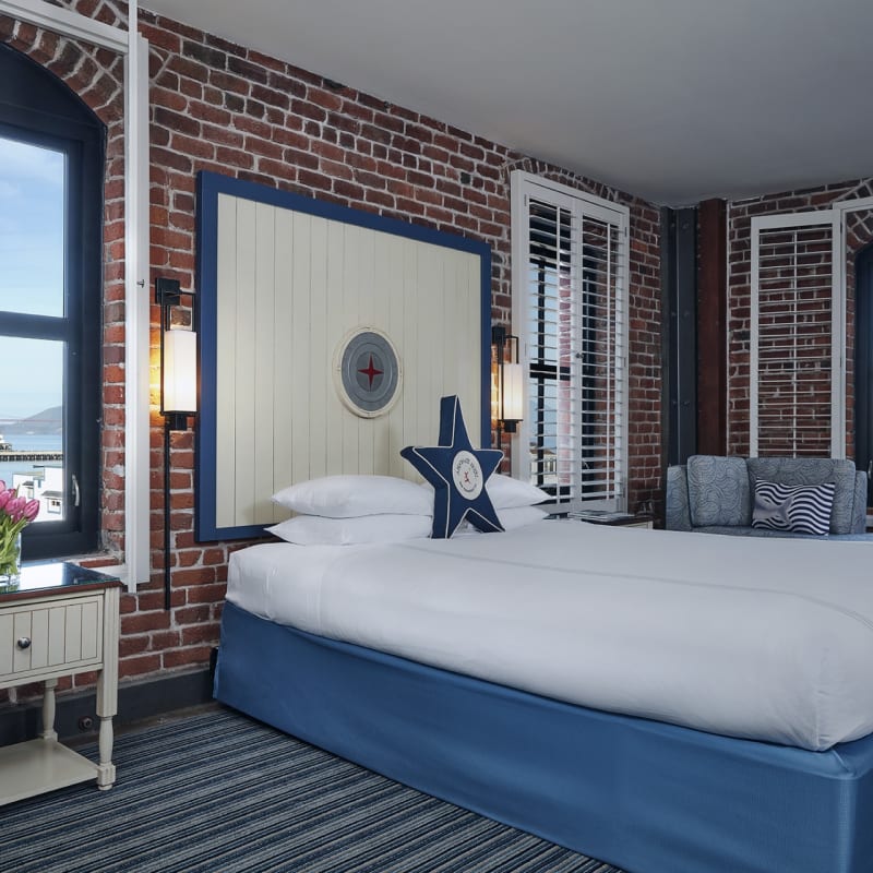 Double Bedroom - Argonaut Hotel 