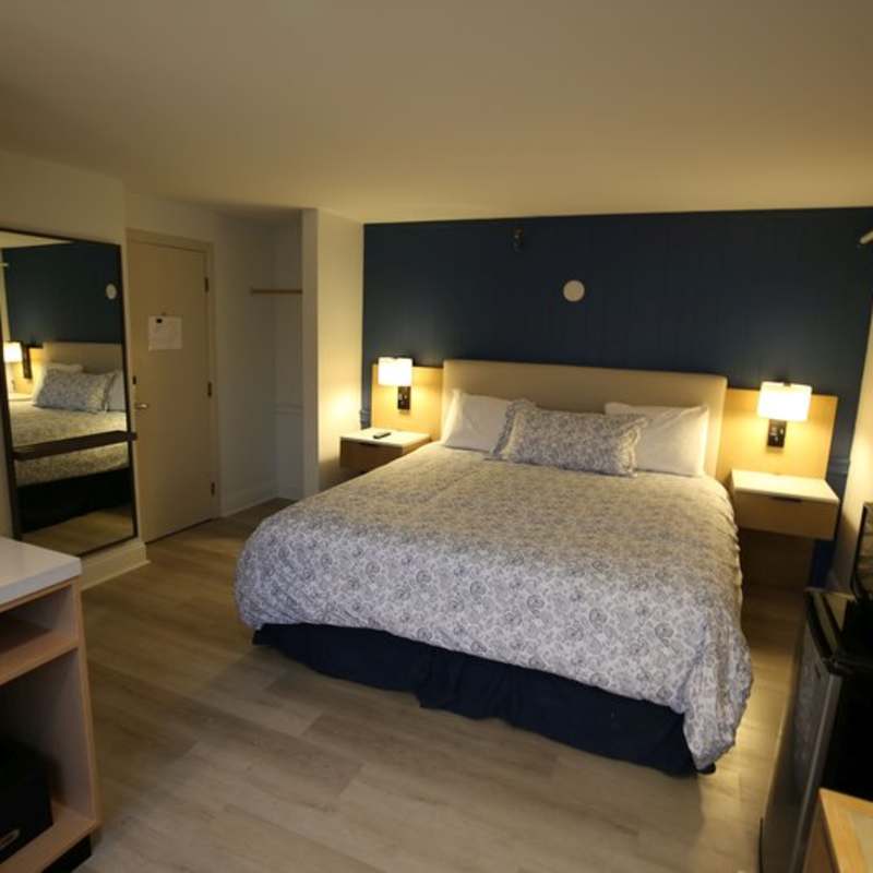 The Harborside Hotel- 4