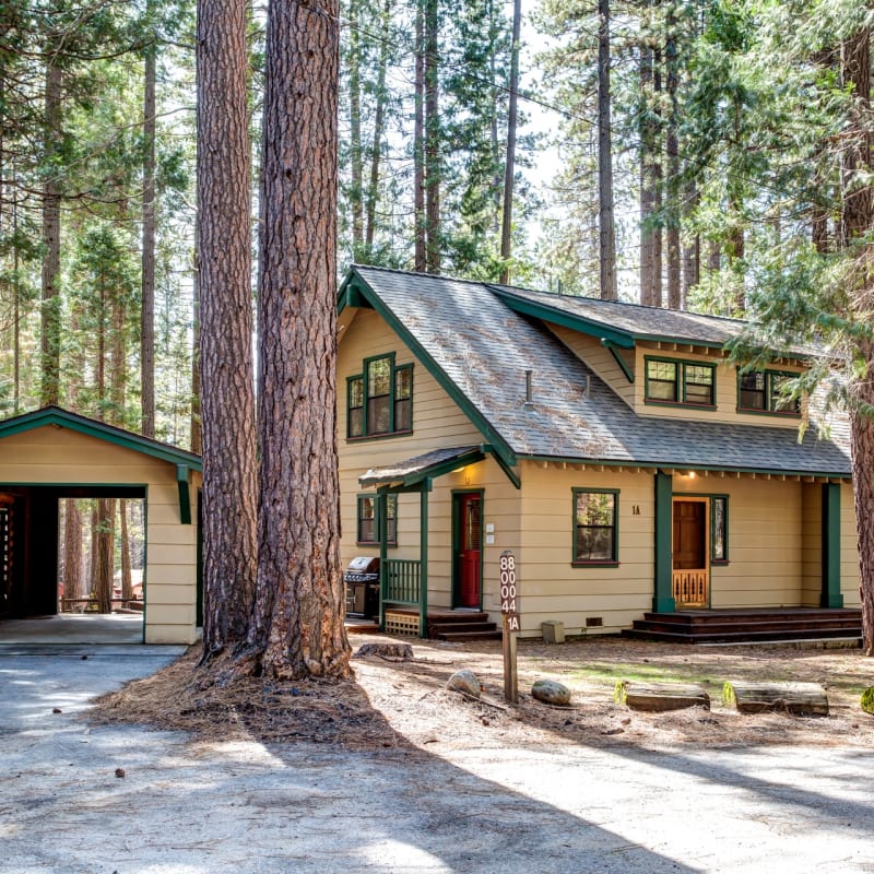 Cabin exterior - The Redwoods in Yosemite 