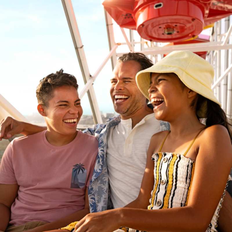 Family on Pacific Wheel Santa Monica 