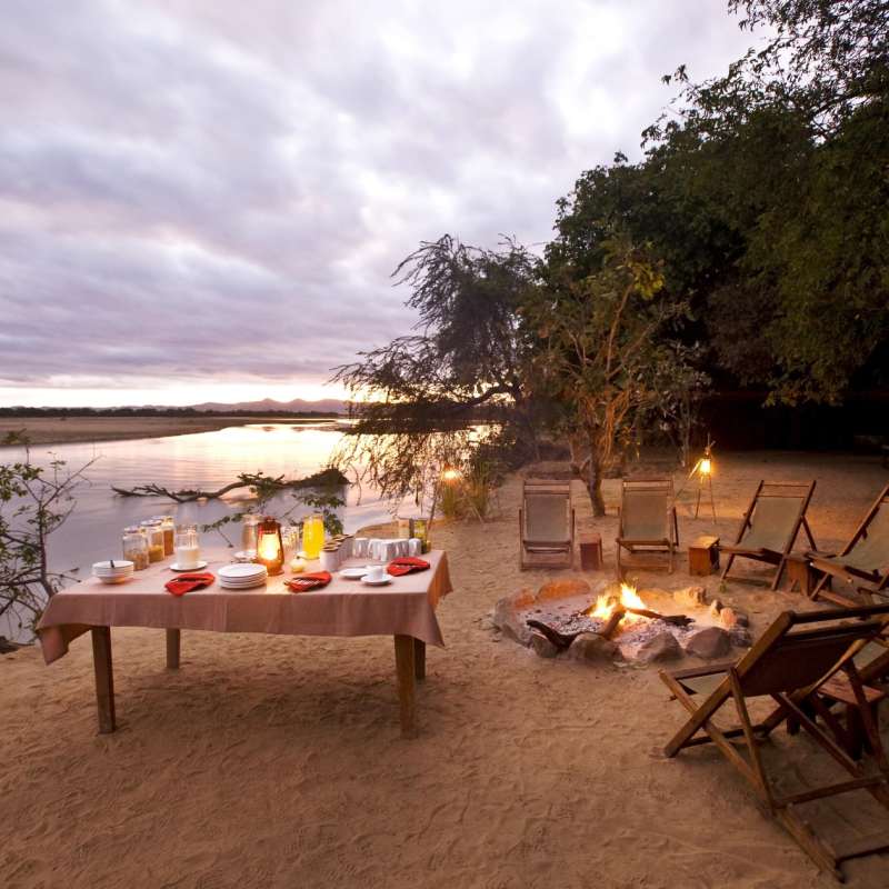 Luangwa bush breakfast 