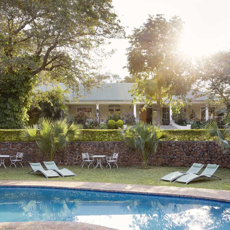 Batonka Guest Lodge- 3