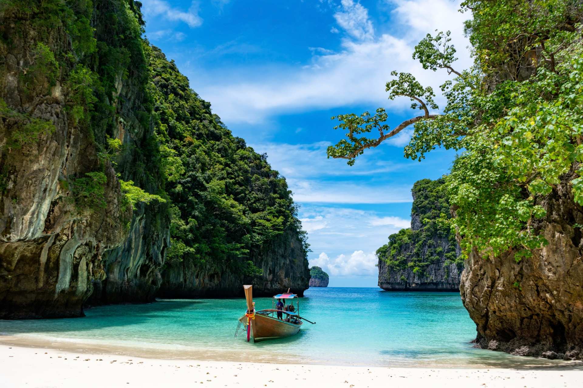 Just Us: Honeymoon in Thailand 