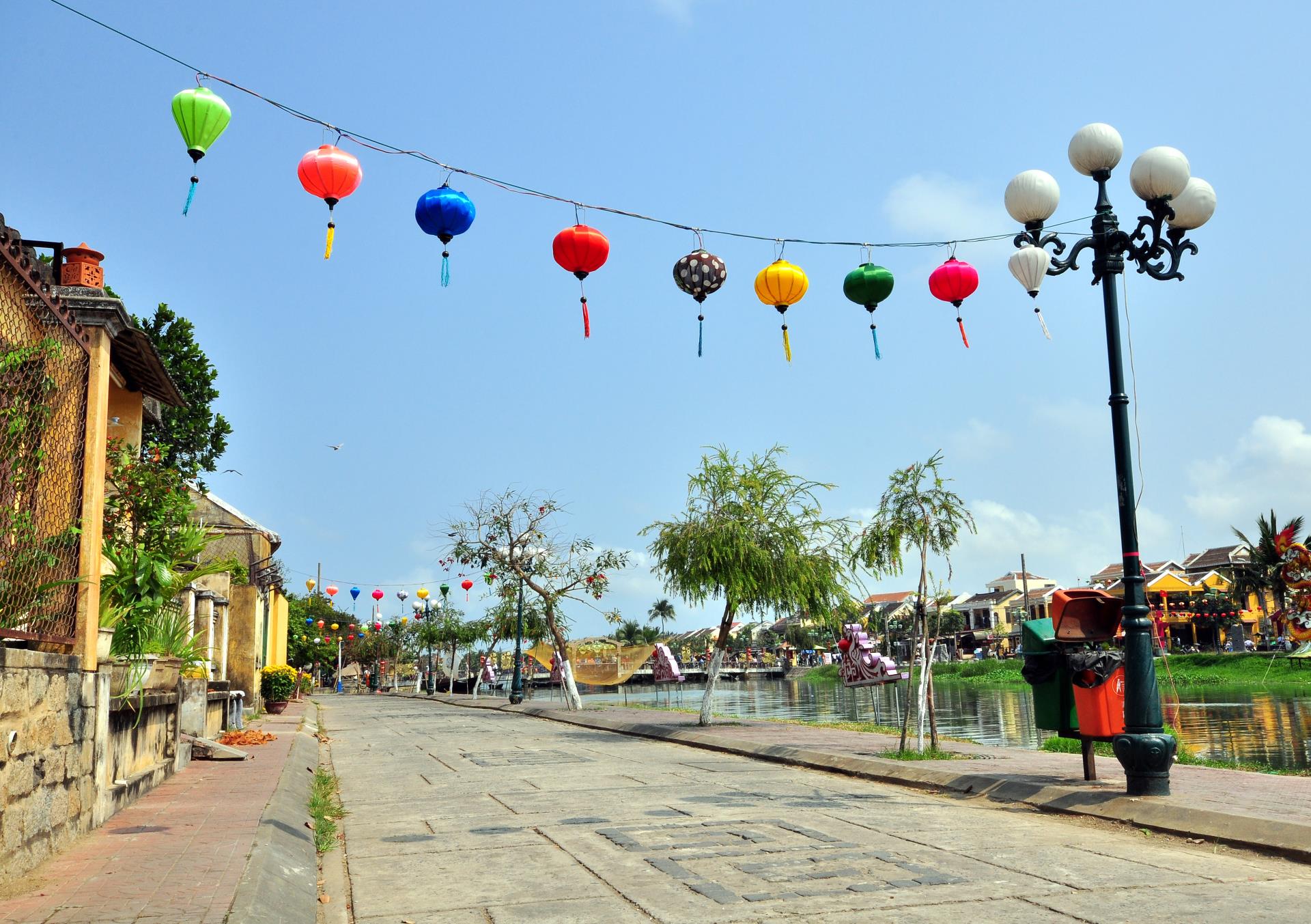 Extraordinary Central Vietnam 