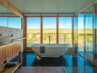 Chamberlain Suite Bathtub -  El Questro Homestead 