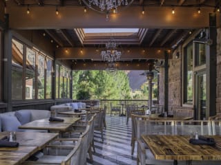 Restaurant - Cliffrose Lodge
