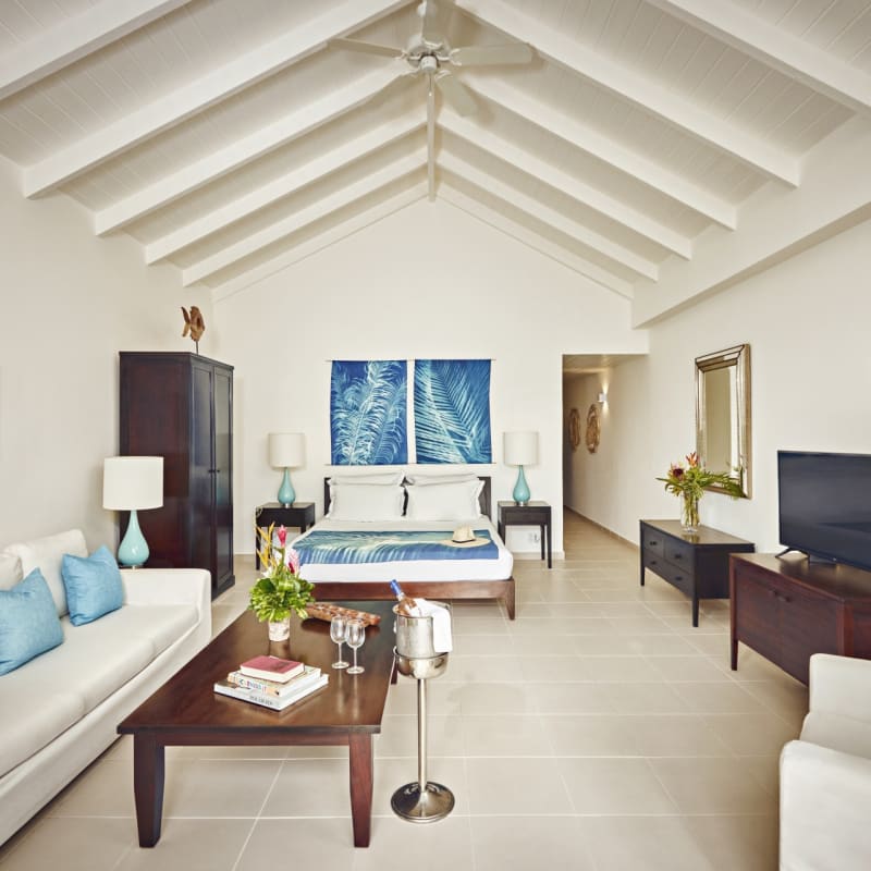 CB Bay Suite 2