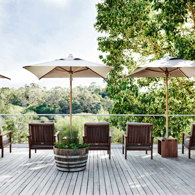 Lagoon Deck - Lake House 