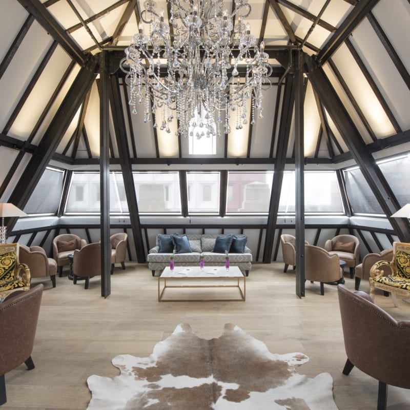 Hennessy Bar - Mayfair Hotel Adelaide