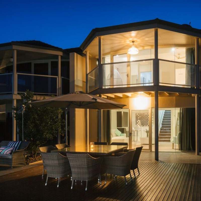 South Point Beach House Exterior 