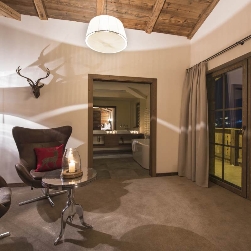 Bedroom living space 