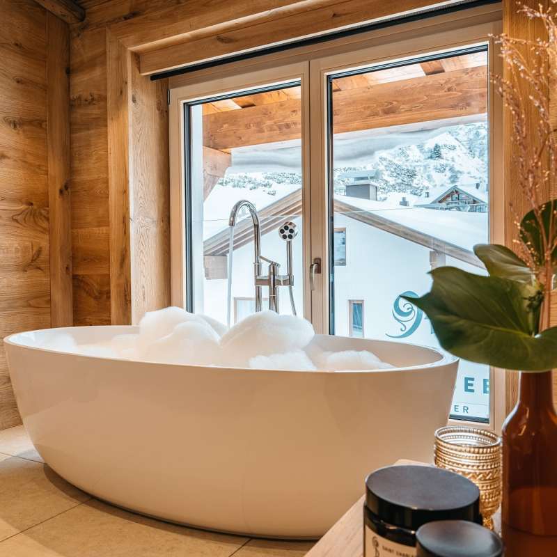 Arlberg Panorama Junior Suite Bathroom 