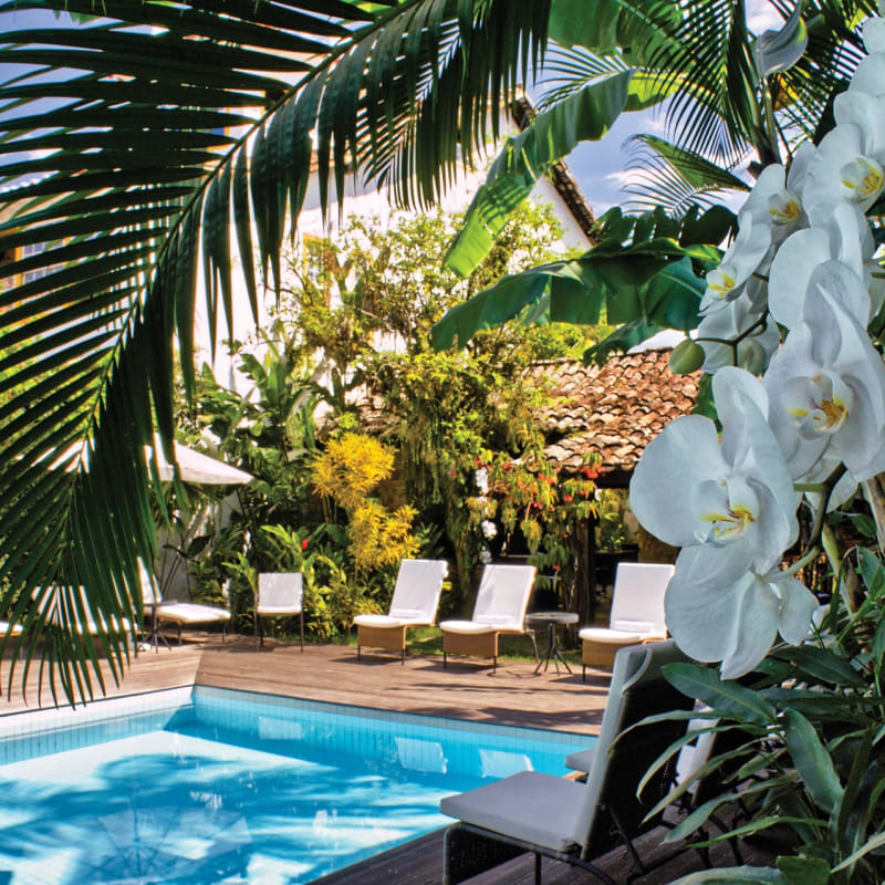 Pool and garden - Pousada do Ouro
