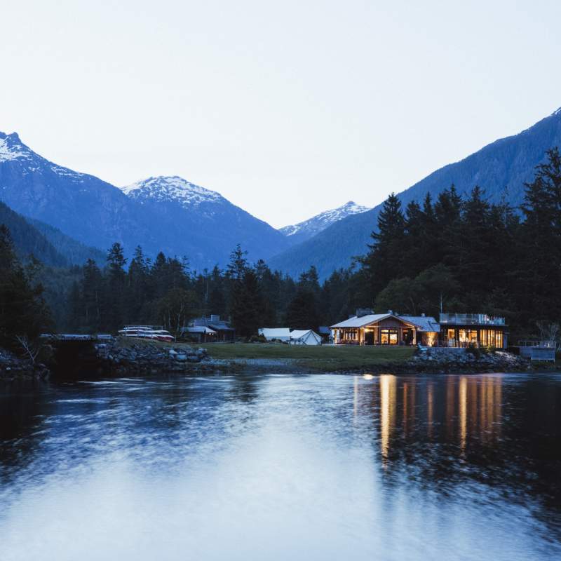 The Outpost - Clayoquat Wilderness Lodge  