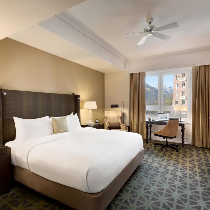 Deluxe Mountain View Room  - Fairmont Banff Springs