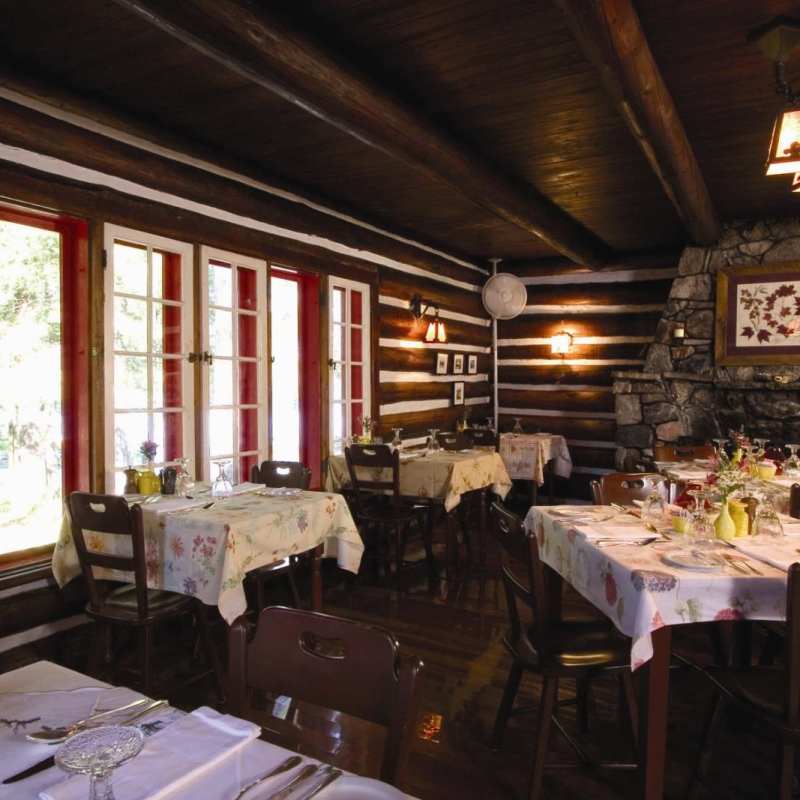 Killarney Lodge