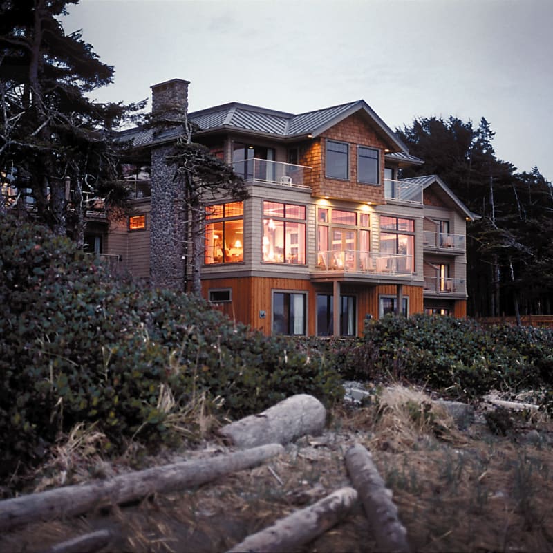Long Beach Lodge