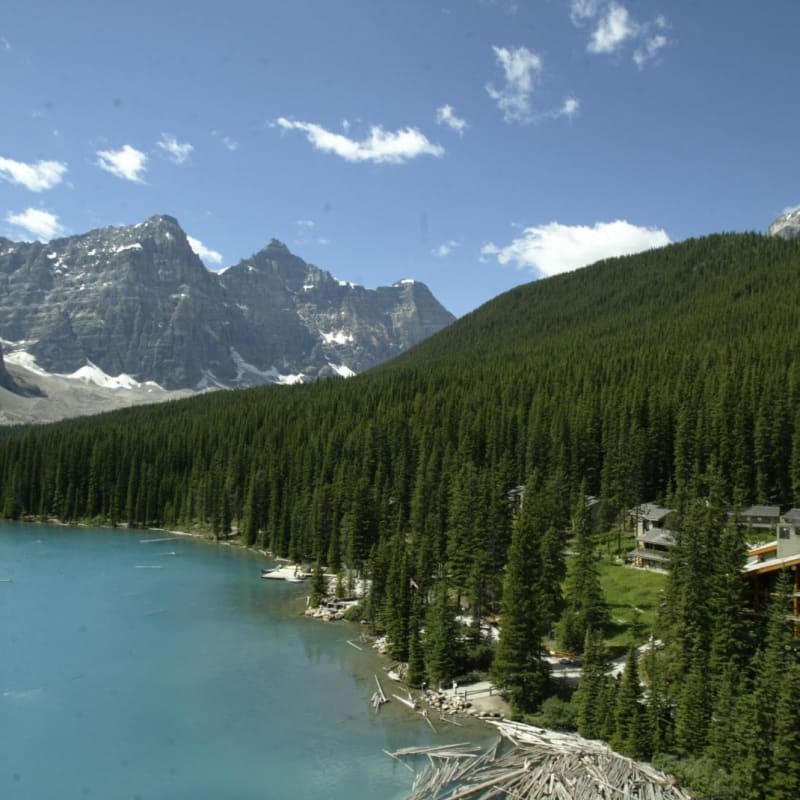 Moraine Lake Lodge