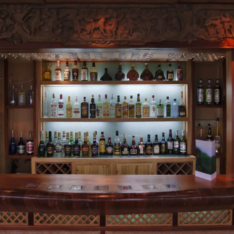 Bar  - Li An Lodge