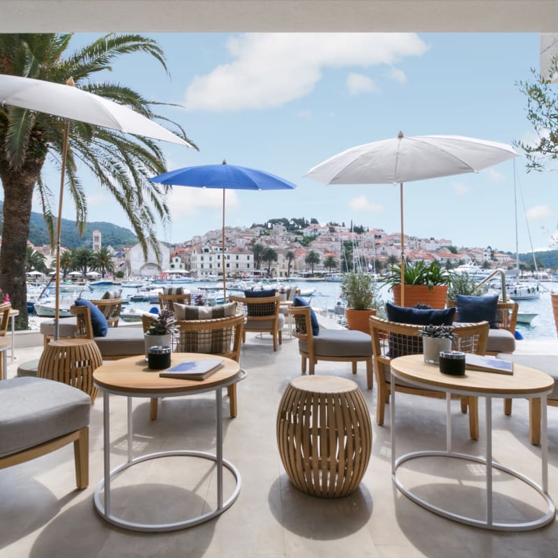 Lobby Bar - Hotel Adriana