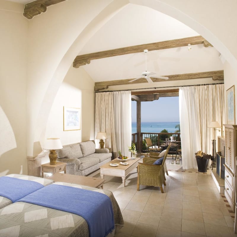 Suite - Columbia Beach Resort