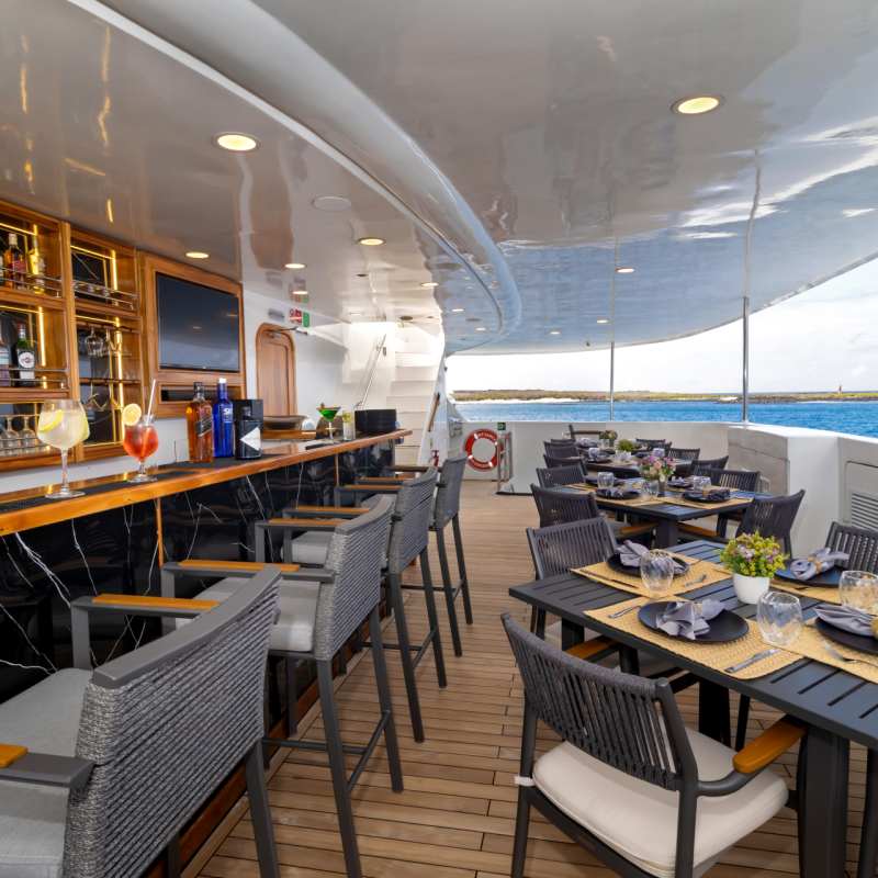 Deck bar 