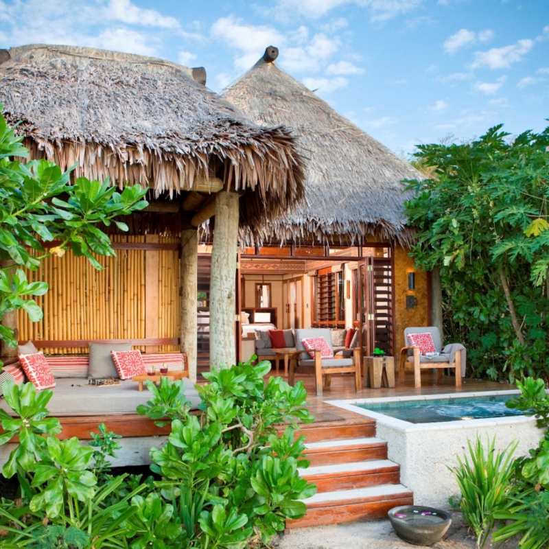 Beachfront Bures - Likuliku Lagoon Resort