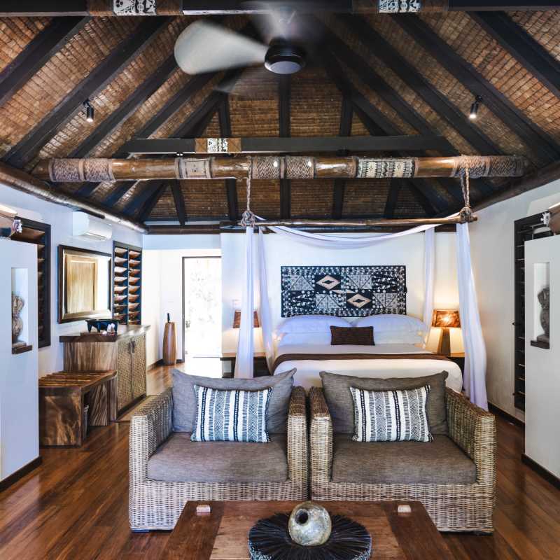 Beachfront Pool View Room 