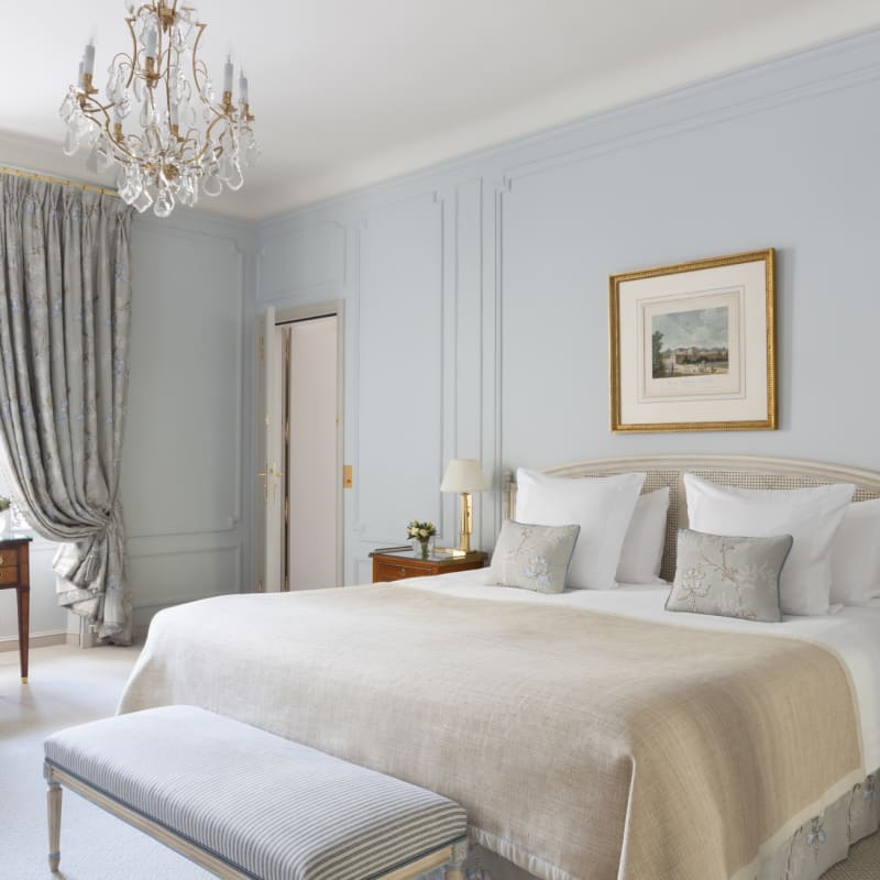 Paris Suite Deluxe