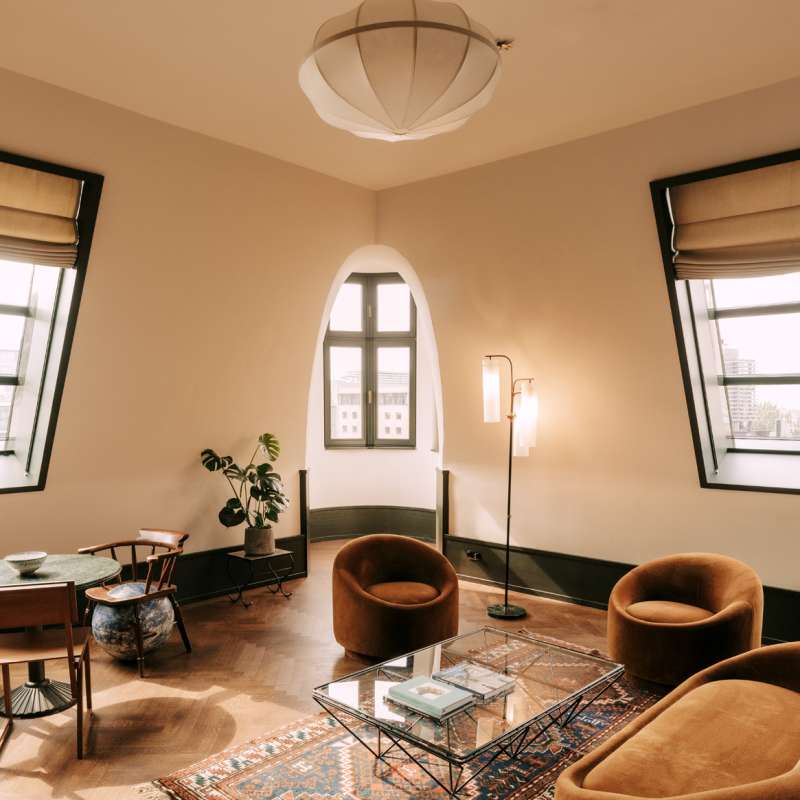suite - 1