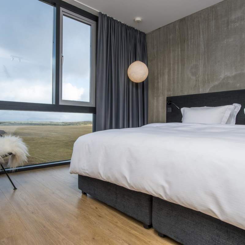 Deluxe Bedroom - Hotel Ion