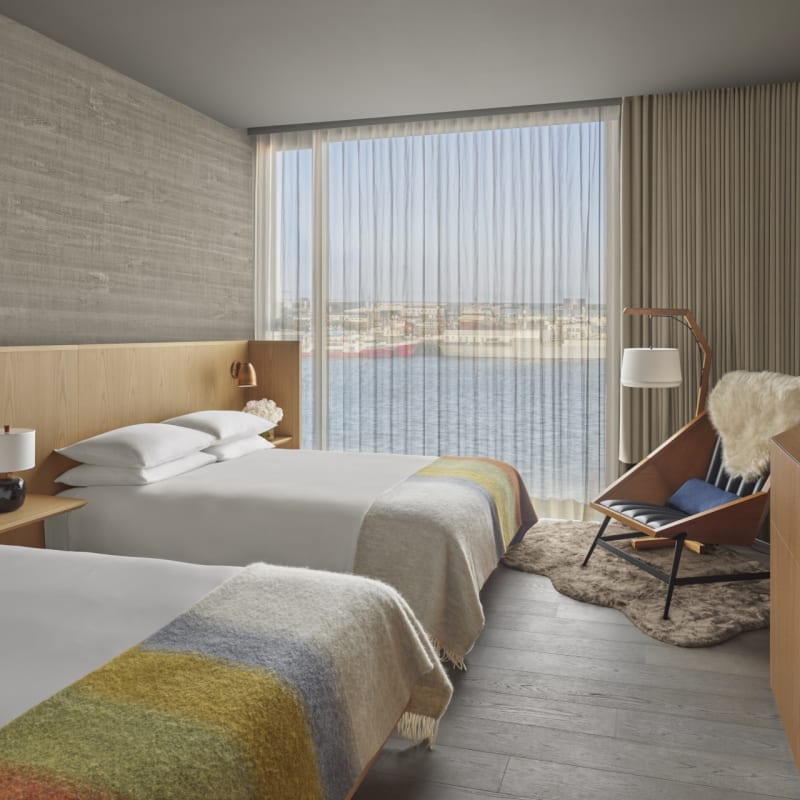 DeluxeTwinHarborView 