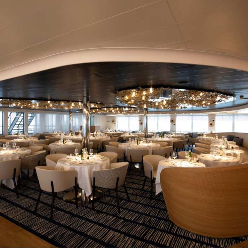 Panoramic Lounge 